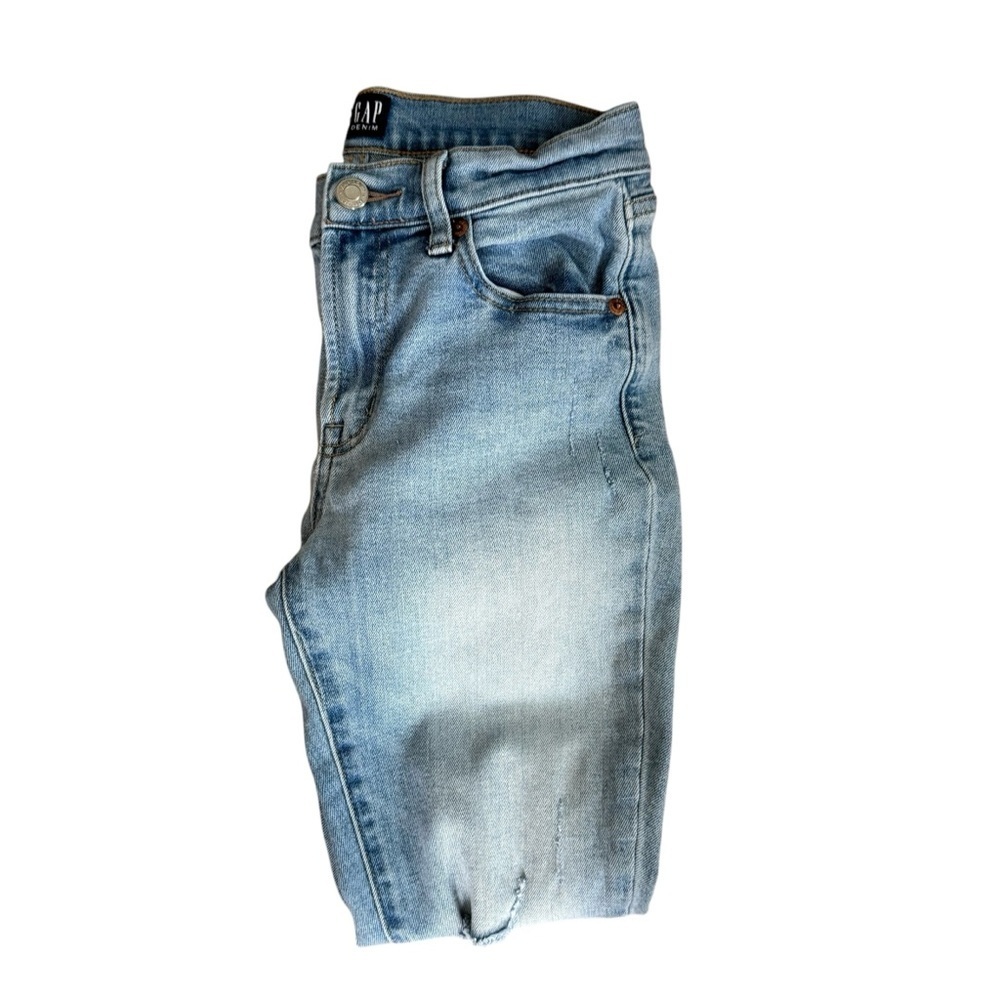 Lightly distressed GAP True Skinny Jeans